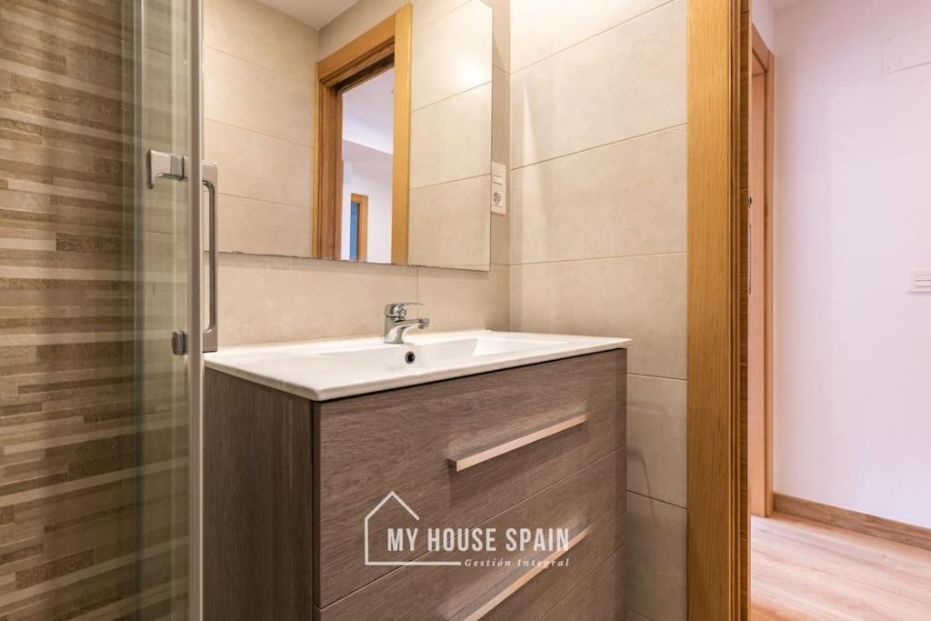 Myhousespain - Luminoso Y Amplio Piso En El Centro Хихон Екстериор снимка