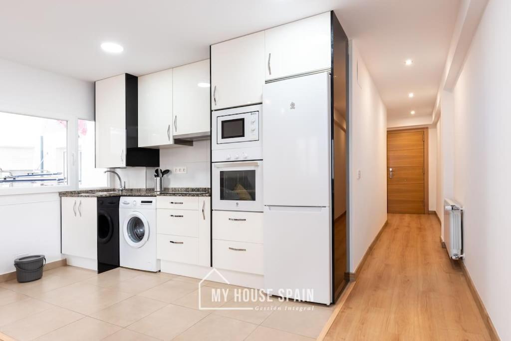 Myhousespain - Luminoso Y Amplio Piso En El Centro Хихон Екстериор снимка